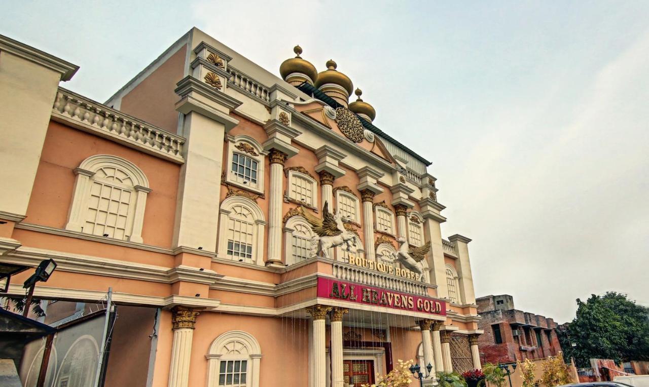 All Heavens Gold New Delhi Luaran gambar